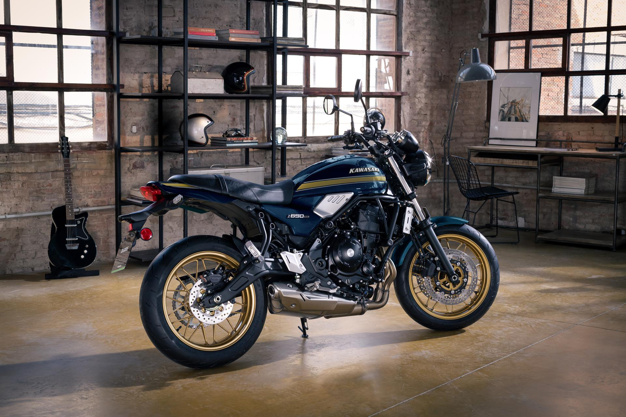 カワサキが「Z650RS」を正式発表! 水冷2気筒649ccエンジンを搭載したネオレトロスタイルの新型ネイキッドバイク【2022速報】 - webオートバイ