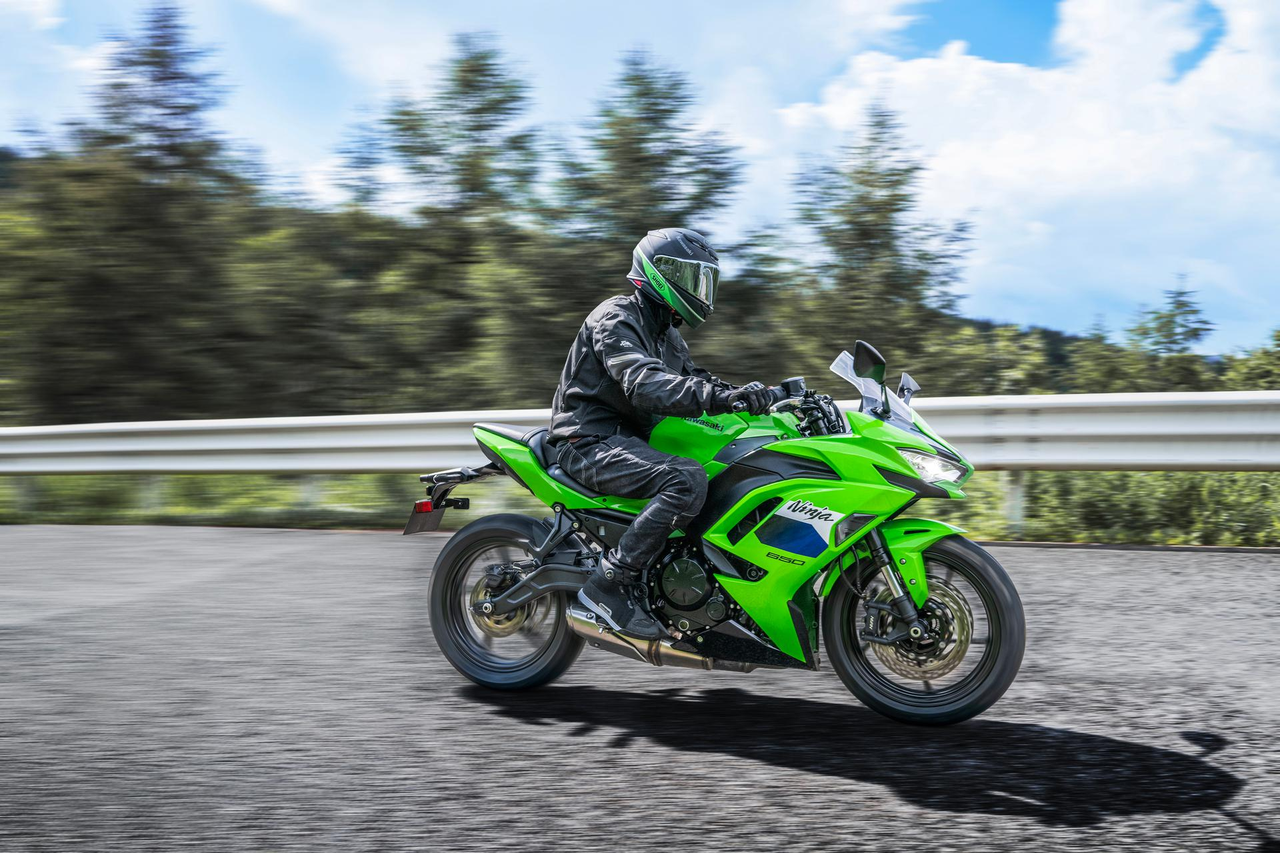 Profil dynamique de la Kawasaki Ninja 650 2027