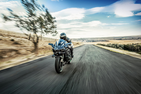 Kawasaki ninja top h2r 600