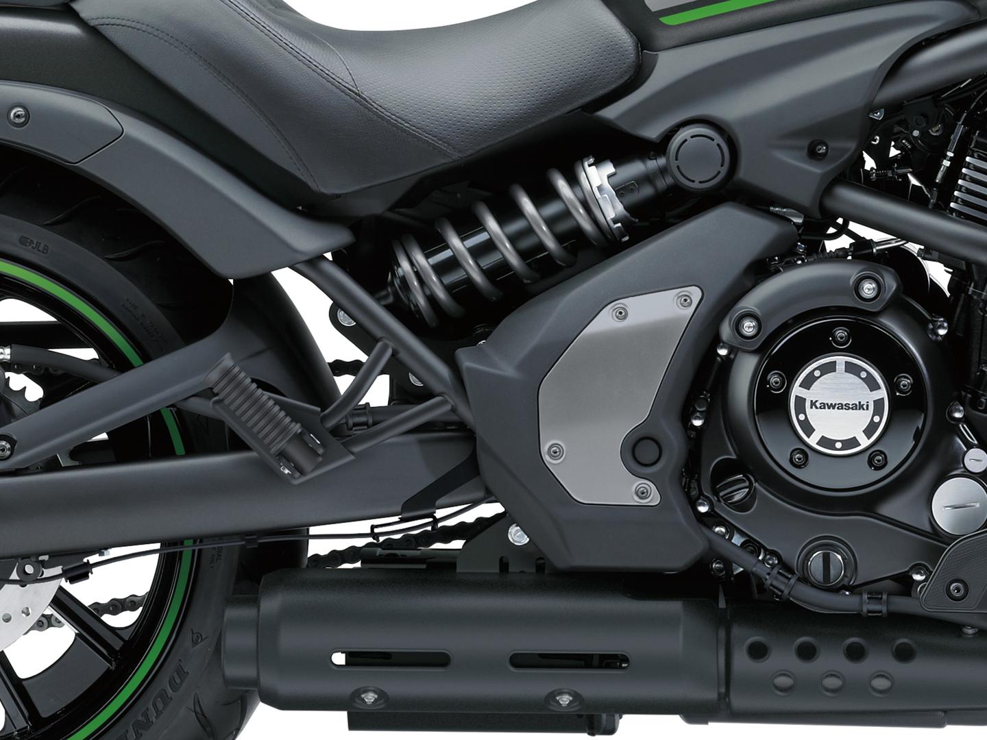 Easy-to-control 649 cm3 liquid-cooled, 4-stroke Parallel Twin