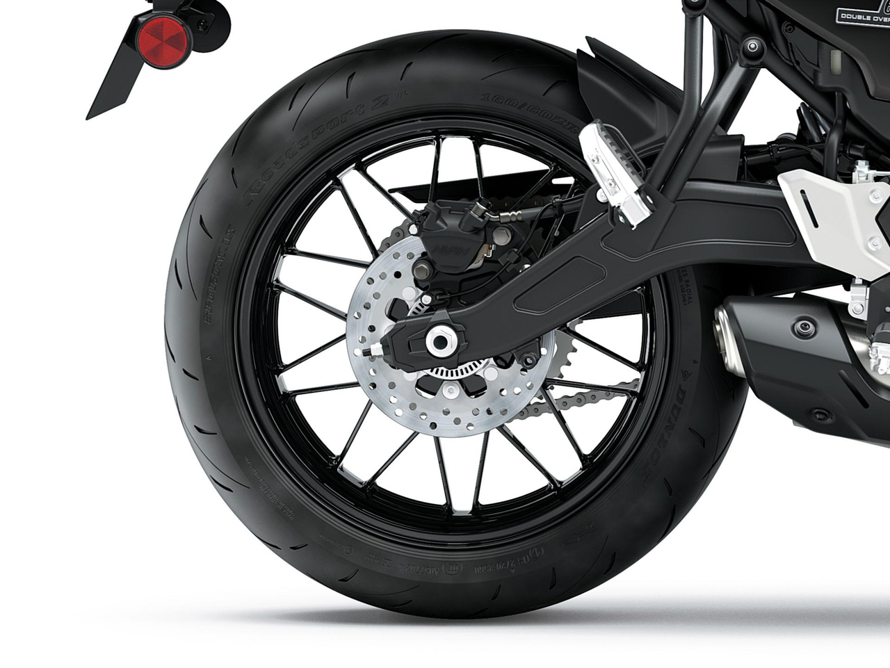 Spoke-Style Cast Wheels