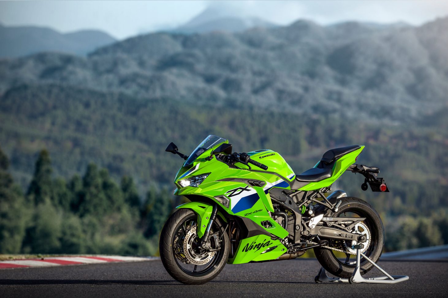 Ninja ZX-4RR Performance | Kawasaki